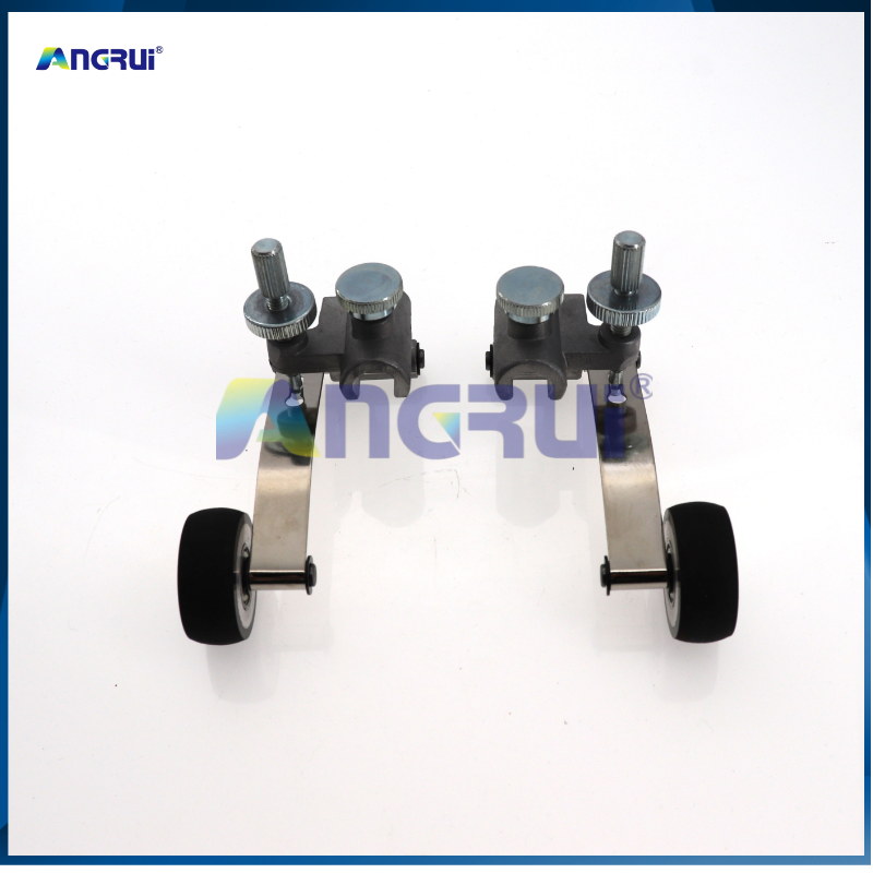 ANGRUI 适用于小森L440印刷机压纸轮总成 安装孔12  38*14孔6