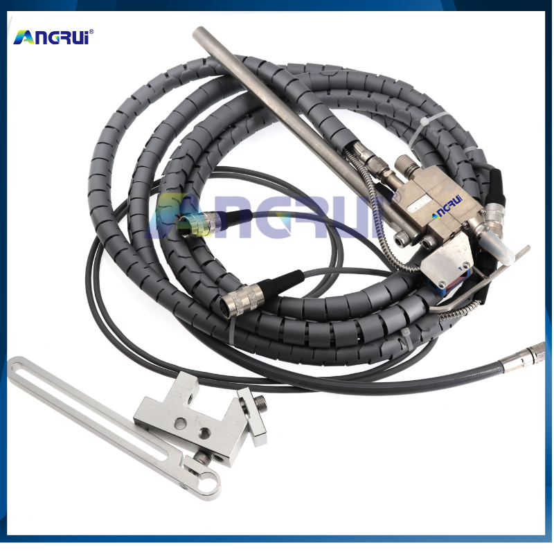 ANGRUI is suitable for the new high-quality cold glue spray gun of the box pasting machine